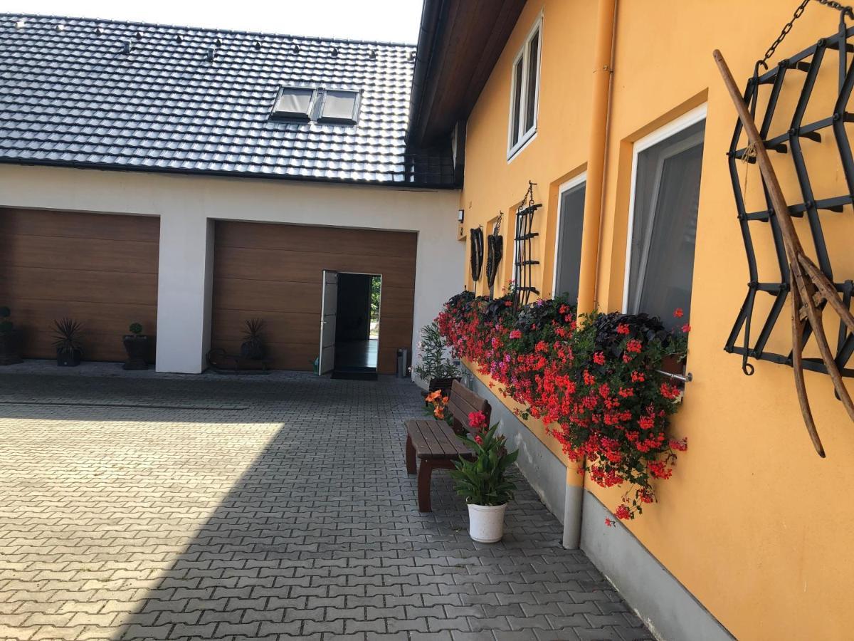U Fousace Hrabetice  Bagian luar foto